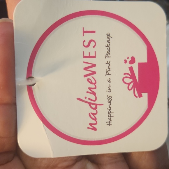 NWT, NADINE WEST, Women's Ivory w/ Red floral dress, round neck, Sz 1XL - Picture 11 of 11